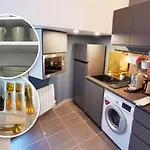 Design Equipe Avec Netflix & Terrasse Apartman